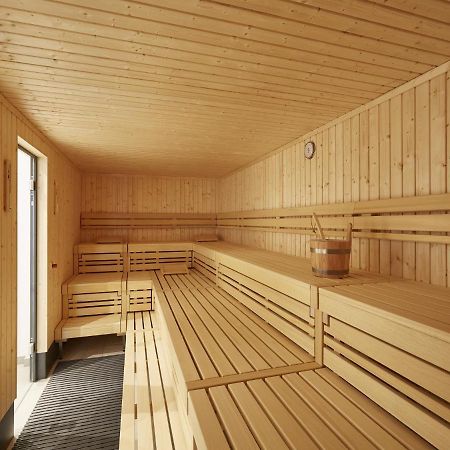 Reetland Am Meer - Premium Reetdachvilla Mit 3 Schlafzimmern, Sauna Und Kamin F27 Dranske Buitenkant foto