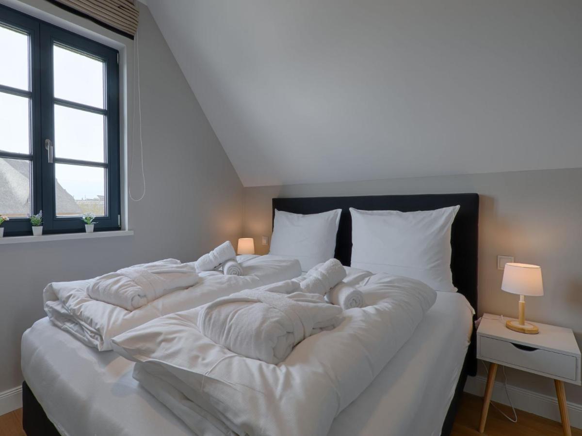 Reetland Am Meer - Premium Reetdachvilla Mit 3 Schlafzimmern, Sauna Und Kamin F27 Dranske Buitenkant foto